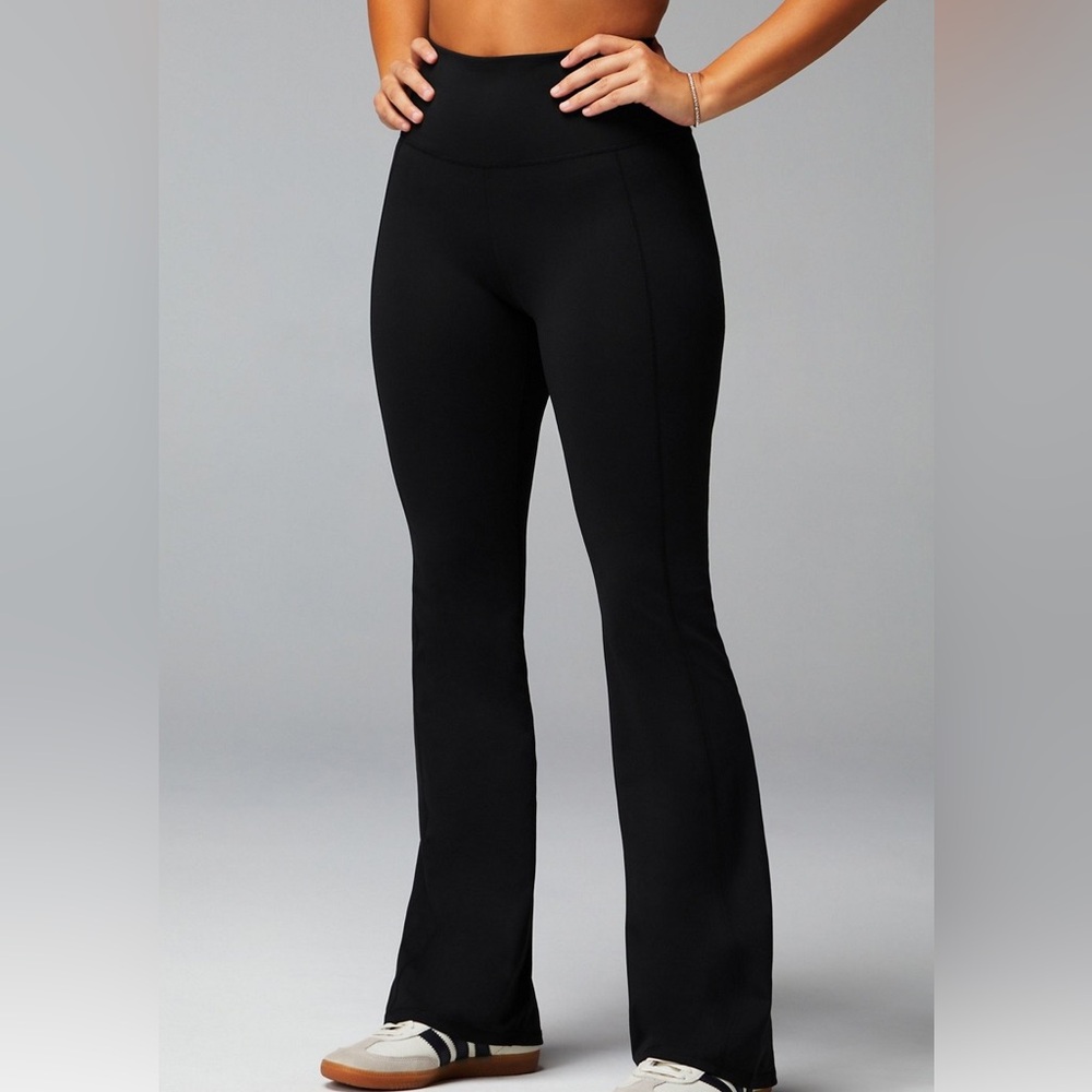 NWT - Fabletics Oasis PureLuxe High-Waisted Kick Flare